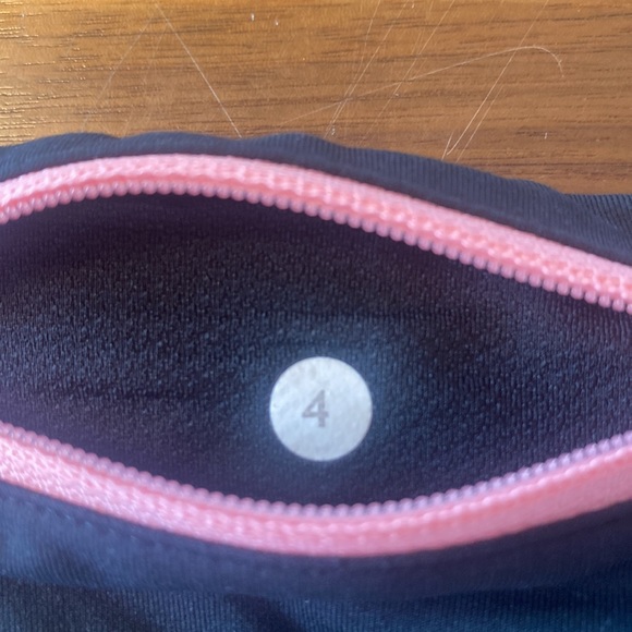 RARE Lululemon shorts - Picture 4 of 4